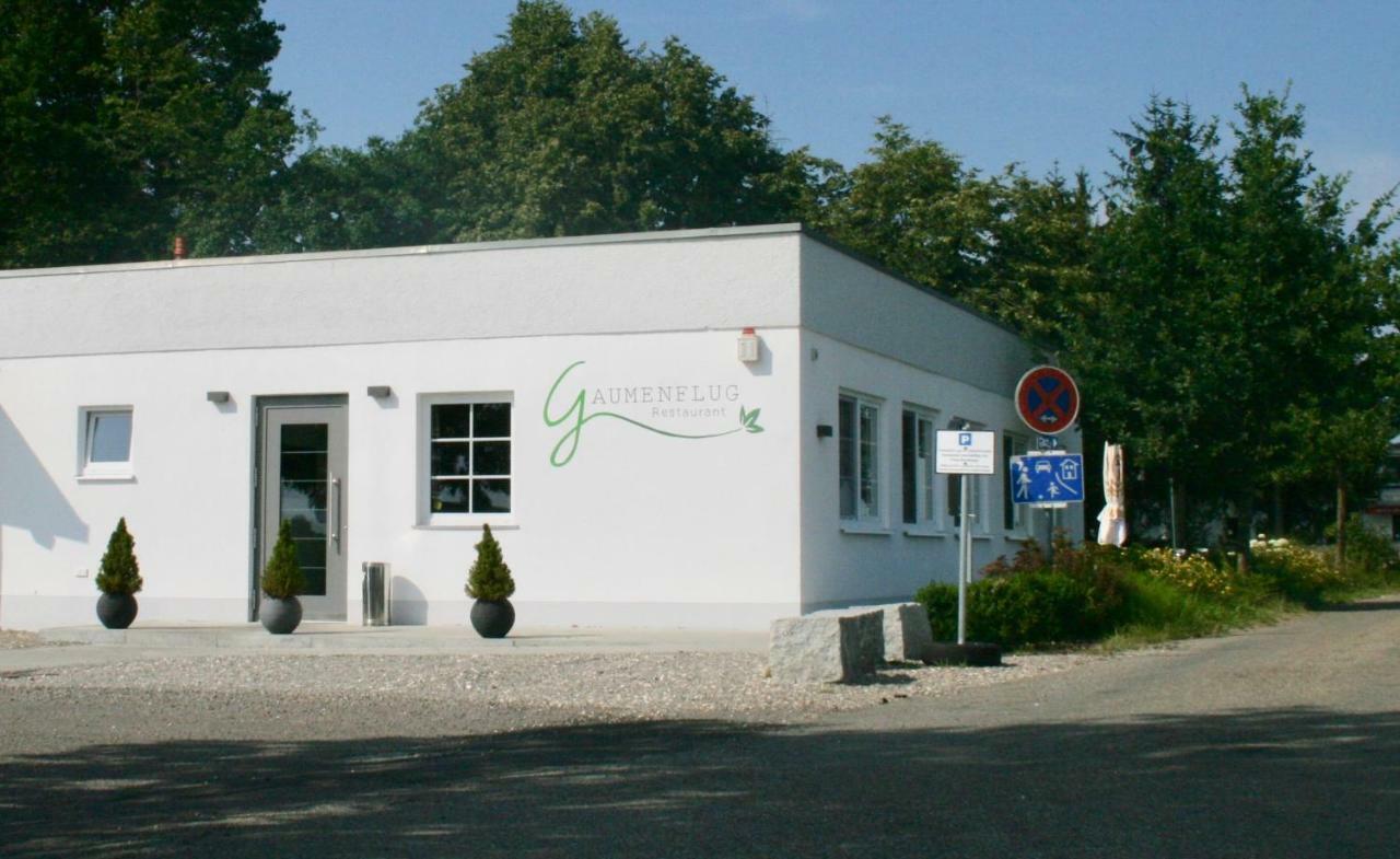 Gaestehaus Gaumenflug Am See Guenzburg Exterior photo